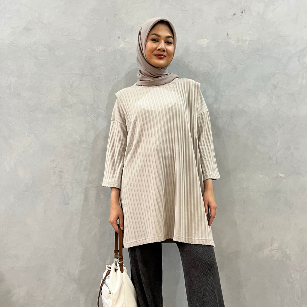 Image of Eclemix Top Parita Nursing | Atasan Wanita Kaos Basic Oversize Busui Friendly